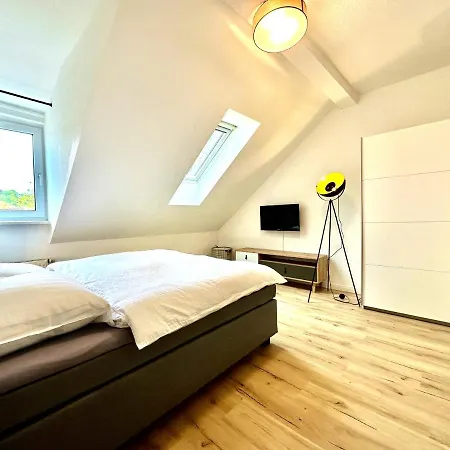 Lägenhet Zentral Gelegene Dg-wohnung Mit 4 Schlafzimmern Eisenach